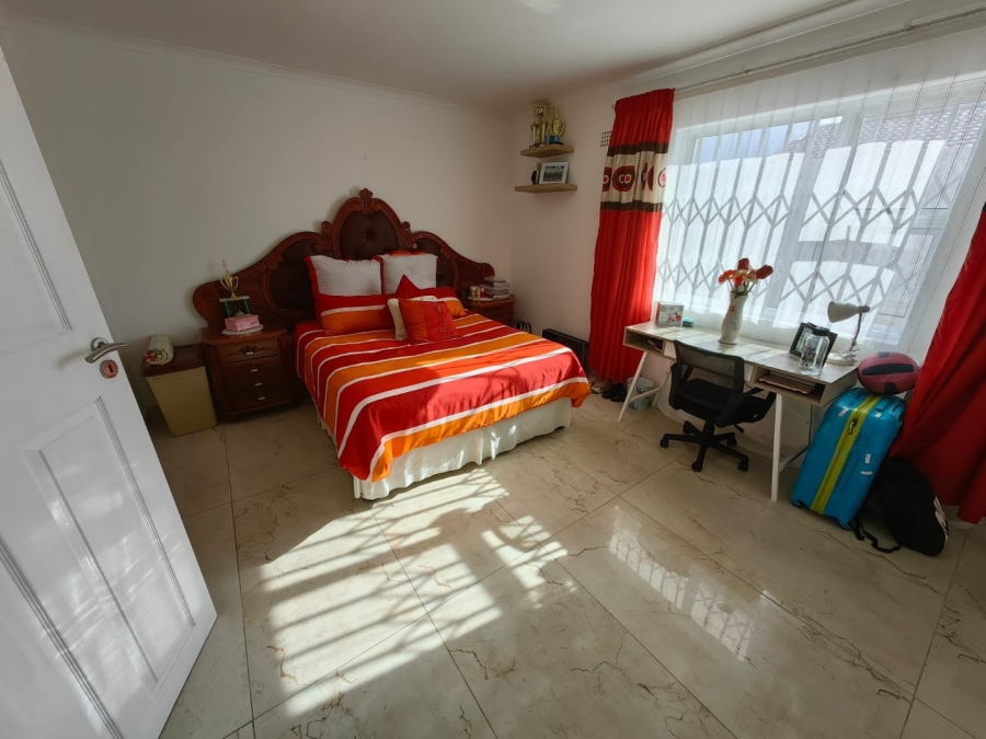 4 Bedroom Property for Sale in Muizenberg Western Cape